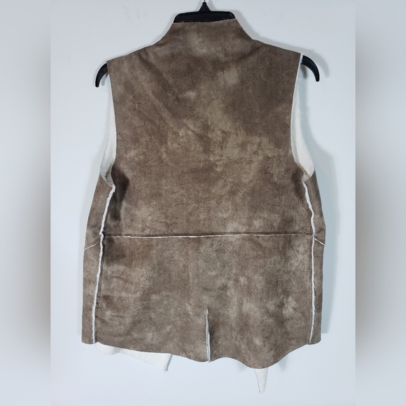 Naked Zebra Brown Faux Suede Vest Size Medium - Picture 3 of 6